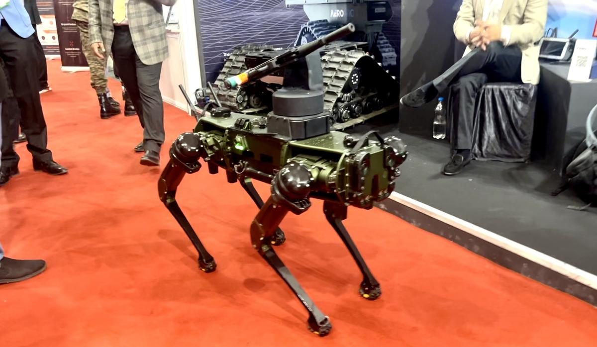 Indian Army’s Showstopper MULE Robot Dog At Kolkata’s Republic Day_4.1
